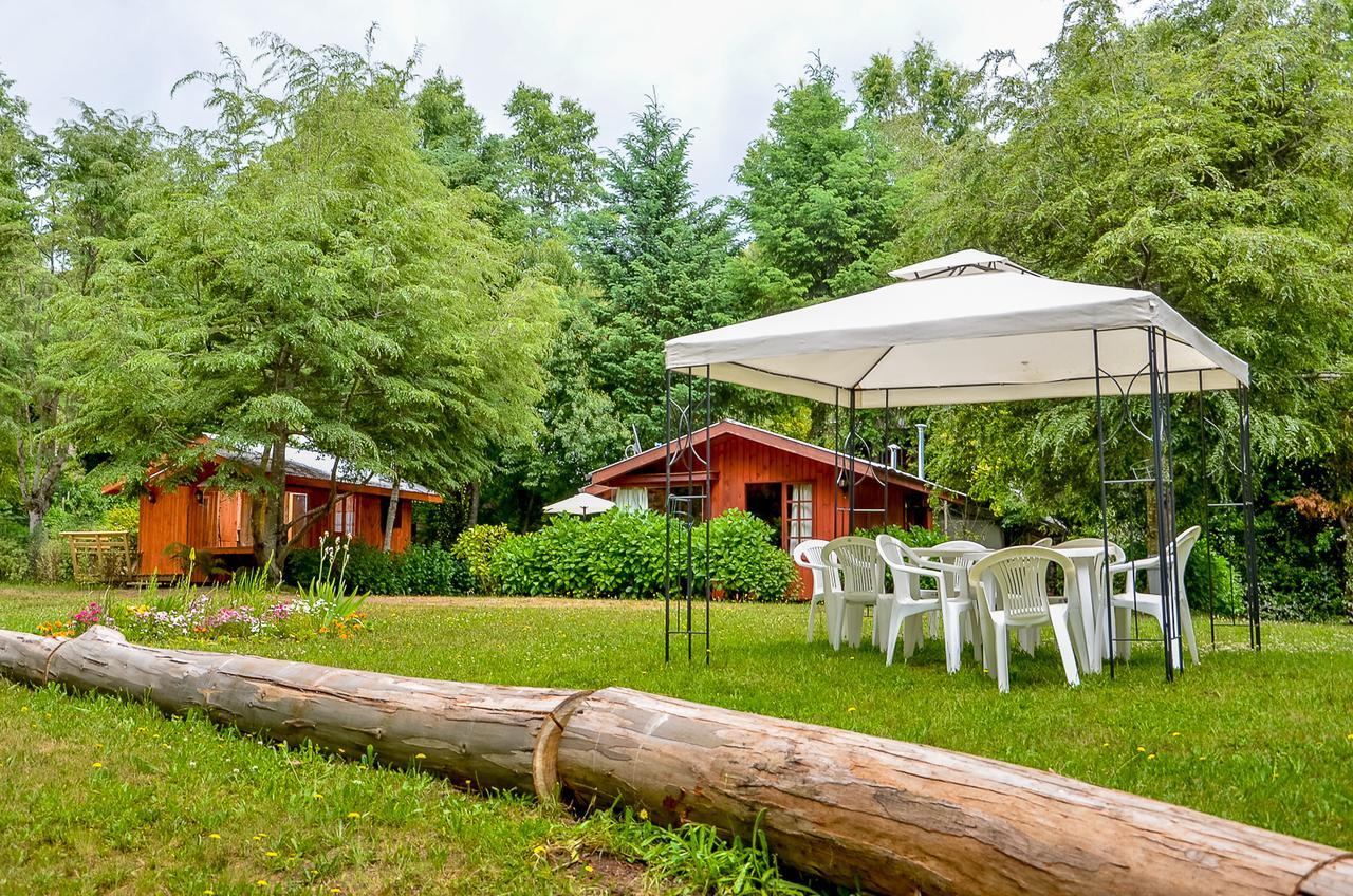 Cabanas Aylen Hotel Pucon Bagian luar foto