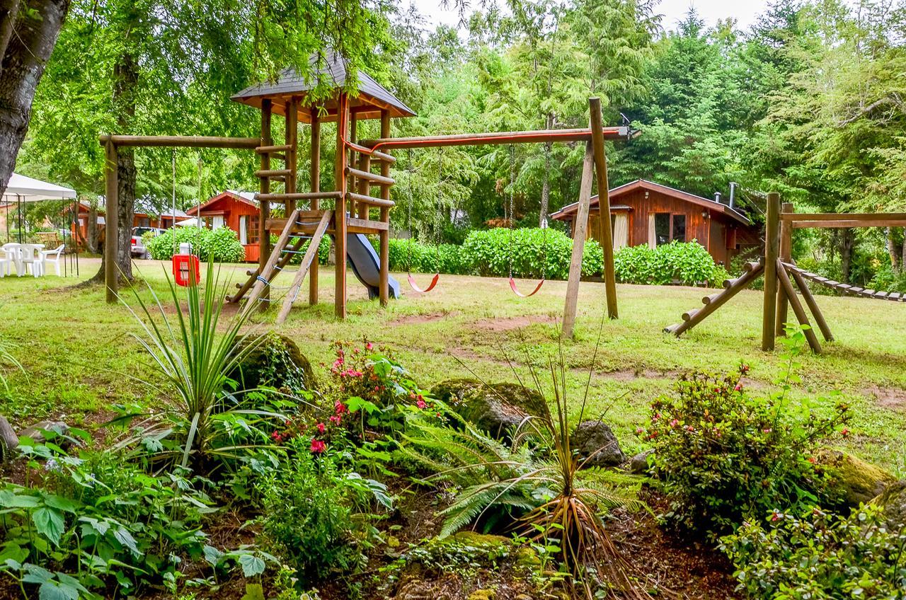 Cabanas Aylen Hotel Pucon Bagian luar foto