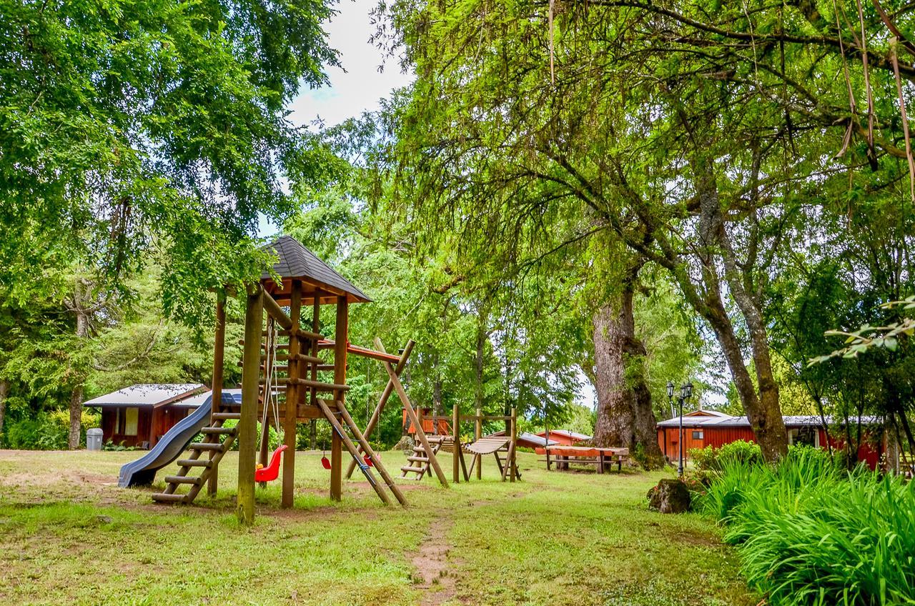 Cabanas Aylen Hotel Pucon Bagian luar foto