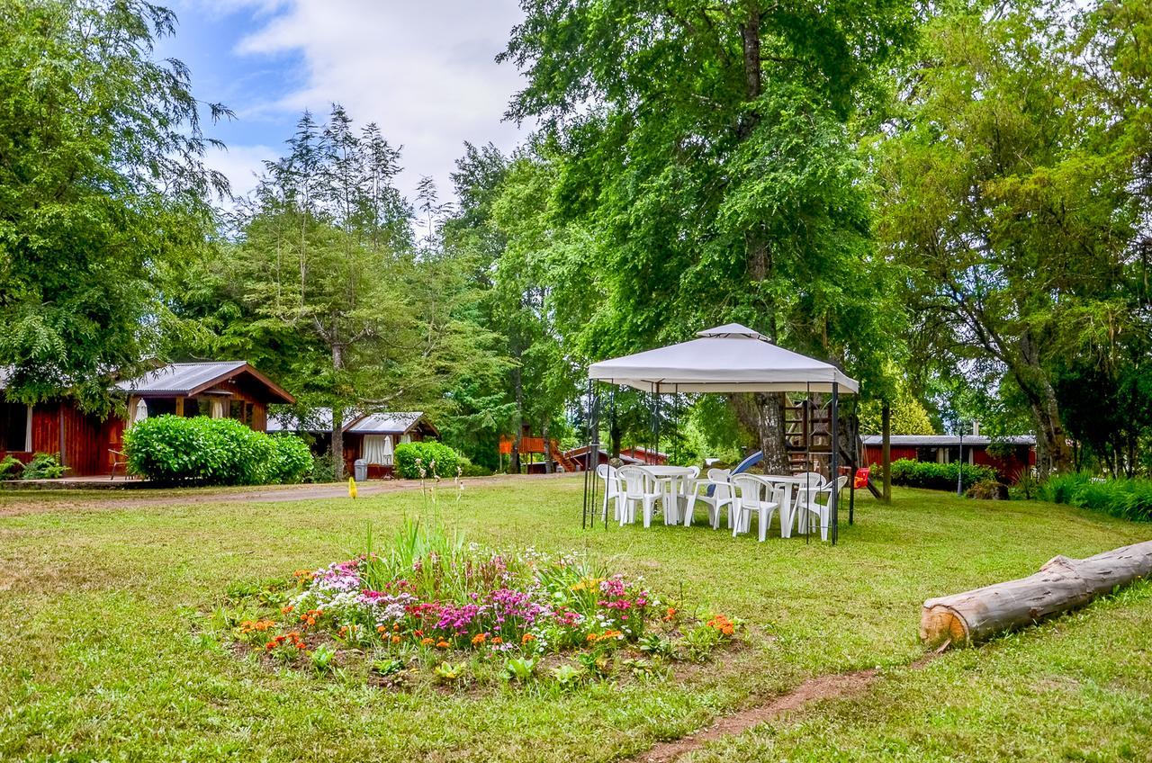 Cabanas Aylen Hotel Pucon Bagian luar foto
